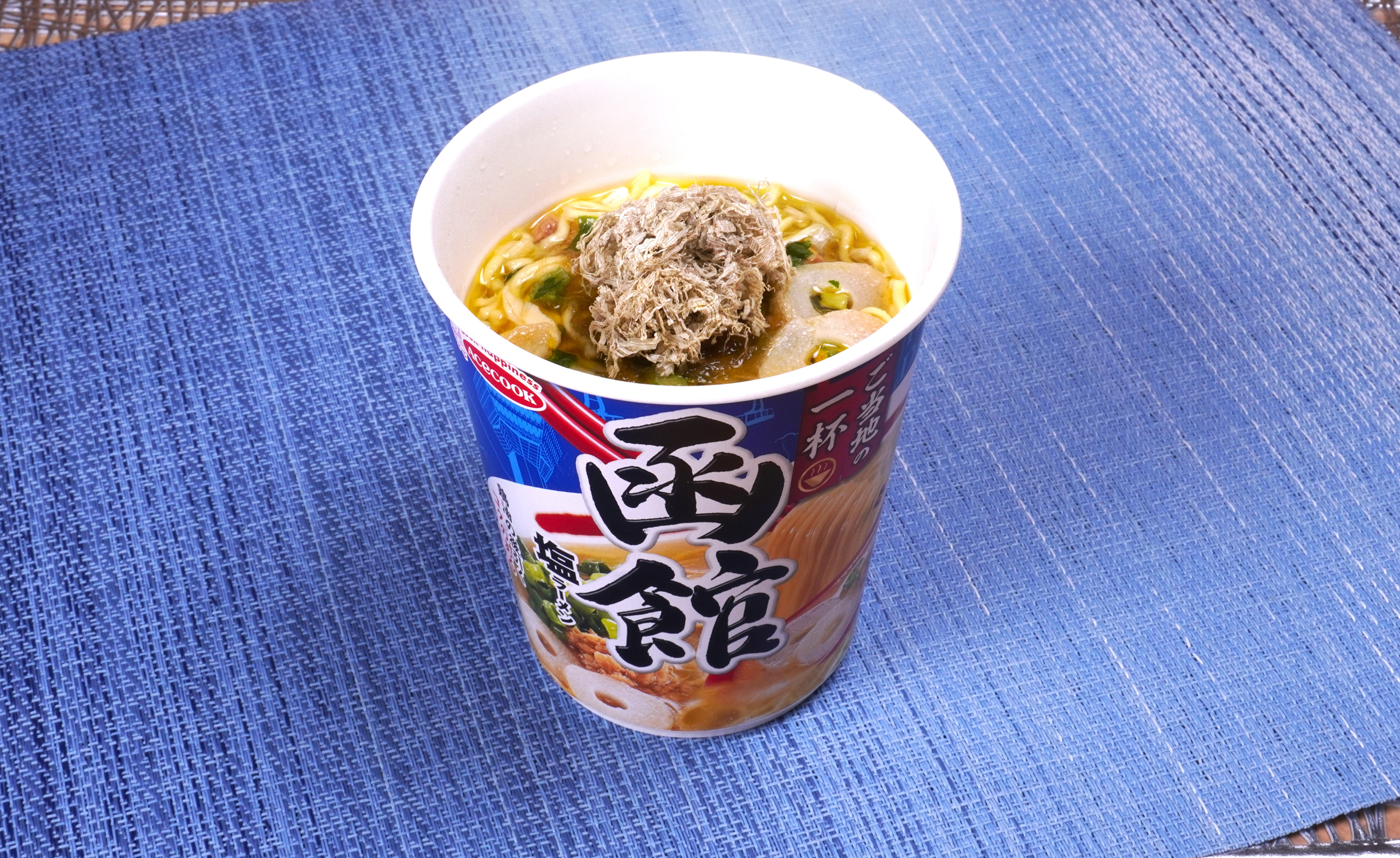 函館 塩ラーメン×とろろ昆布